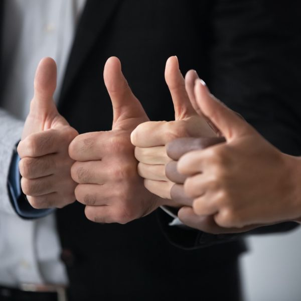 A munkav&aacute;llal&oacute;i el&eacute;gedetts&eacute;g felm&eacute;r&eacute;s