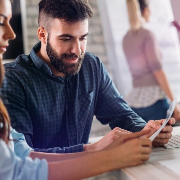 A coaching-kult&uacute;ra kialak&iacute;t&aacute;sa műszaki k&ouml;rnyezetben