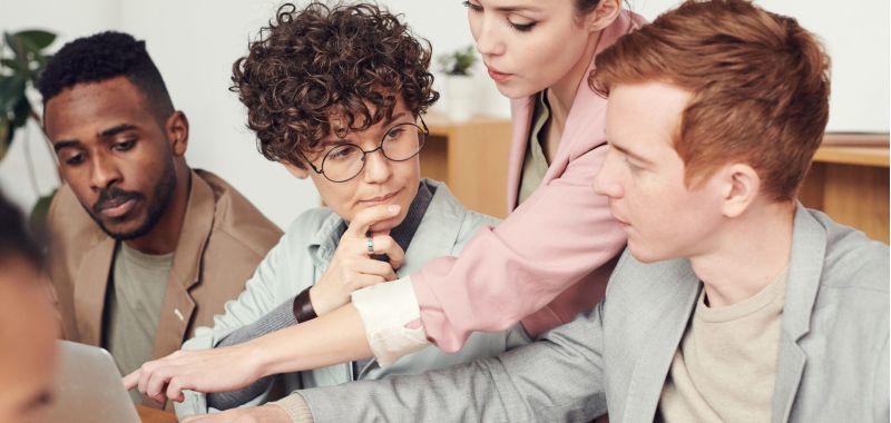 A bizalom hi&aacute;nya &eacute;s a titok ereje