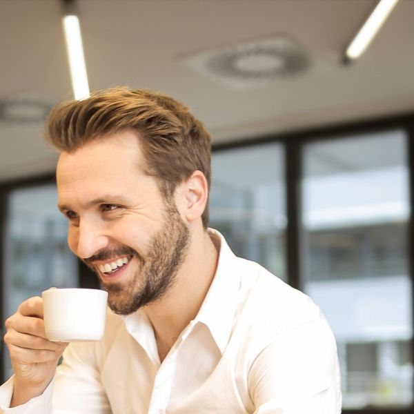 Szab&oacute; Zs&oacute;fia: V&aacute;ltoz&aacute;s a l&aacute;tHAT&Aacute;Ron &ndash; Kiszervez&eacute;s t&aacute;mogat&aacute;sa Action Learning csoportta