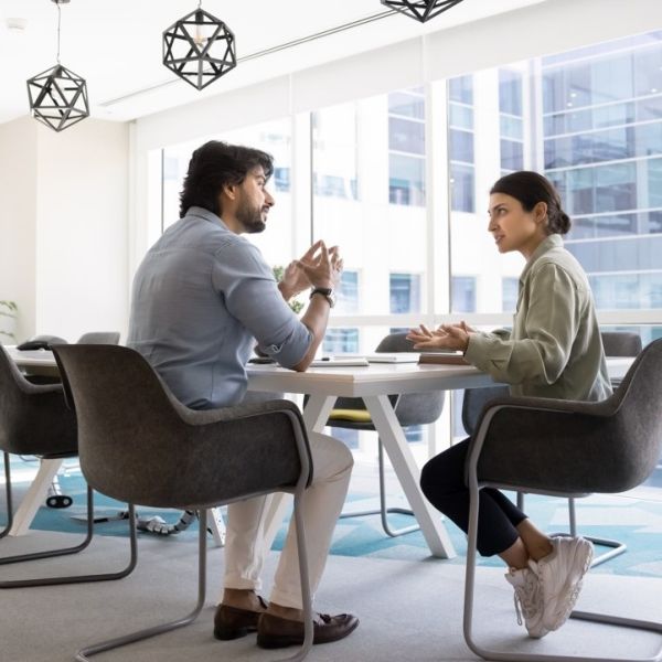 Vezetőként a tükör előtt – mit adhat a business coaching?